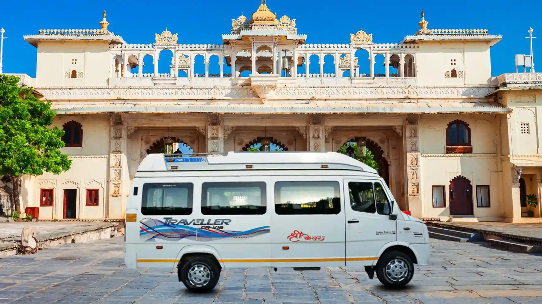 Why Opt for a Tempo Traveler in Udaipur ?